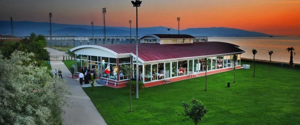 Sosyal tesis yönetimi